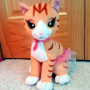 Barbie's Twila interactive cat